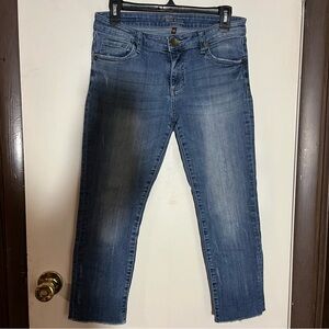 Kut From The Kloth Straight Jeans Women Sz 6P Mid Rise Distressed Raw Hem Petite